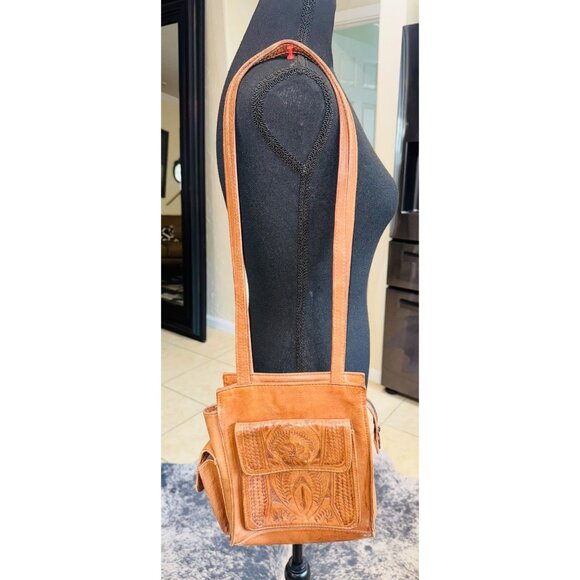 Vintage Handcrafted Congac Tooled Leather Shoulder Bag Floral Design Hippie - Picture 3 of 14